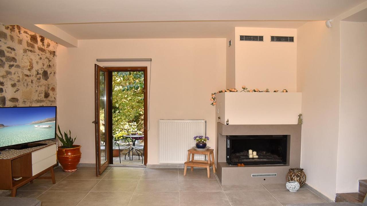 Platanus House Villa Meskla Exterior photo
